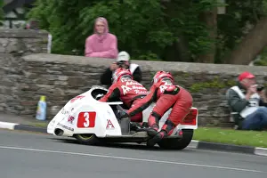 Greg Lambert & Dan Sayle (Molyneux) 2003 Sidecar TT