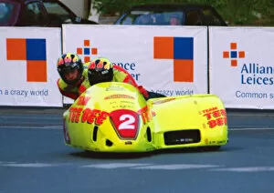 Images Dated 1st October 2018: Greg Lambert & Lee Aubrey (Windle Yamaha) 2000 Sidecar TT