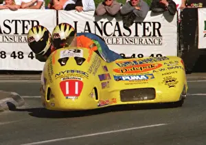 Greg Lambert & Leigh Aubrey (Windle Yamaha) 1999 Sidecar TT