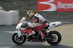 Images Dated 27th April 2022: Guy Martin (Hydrex Honda) 2007 Superbike TT