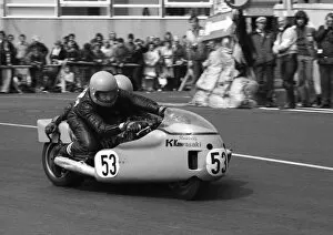 Images Dated 5th August 2016: Bill Hall & Peter Minion (Kawasaki) 1977 Sidecar TT