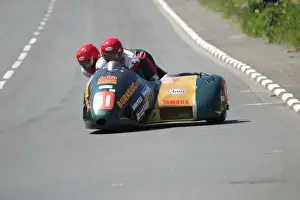 Hamish MacKay & Michael MacKay (Windle Yamaha) 2005 Sidecar TT