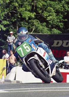 Images Dated 25th December 2021: Hans Hart (Suzuki) 1987 Production B TT