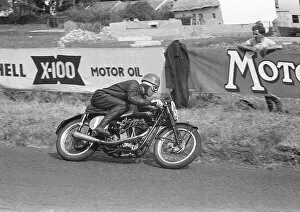Images Dated 29th June 2022: Harold Kirby (Beasley Velocette) 1955 Lightweight Ulster Grand Prix