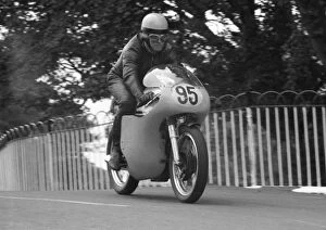 Images Dated 13th May 2020: Harold Taylor (Norton) 1962 Senior Manx Grand Prix