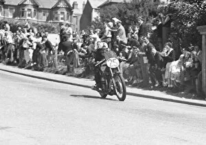 Images Dated 30th November 2018: Harry Hinton snr (Norton) 1950 Junior TT