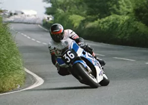 Images Dated 9th March 2019: Heinz Chittka (Yamaha) 1992 Supersport 400 TT