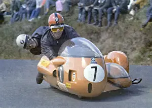 Heinz Luthringhauser & Jurgen Cusnik (BMW) 1972 500 Sidecar TT