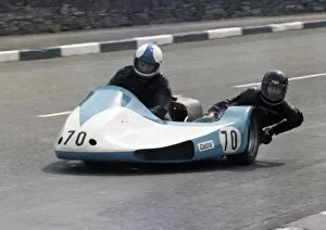 Helmut Lunneman & Tony Hilliard (Yamaha) 1980 Sidecar TT