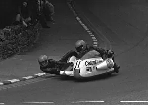 Images Dated 29th May 2018: Helmut Schilling & Francis Knights (BMW) 1974 750 Sidecar TT