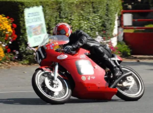 2010 Senior Classic Tt Collection: Henry Bell (Honda Drixton) 2010 Senior Classic TT