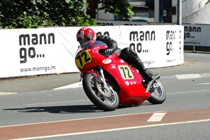 Henry Bell Gallery: Henry Bell (Honda Drixton) 2013 Senior Classic TT