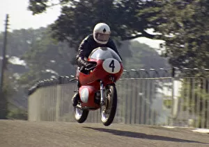 Henry McEwan (Aermacchi) 1971 Junior Manx Grand Prix