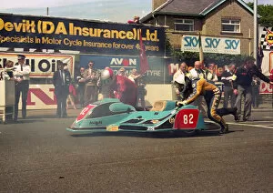 Images Dated 18th July 2021: Bill Hodgkins & Sean Collister (Yamaha) 1987 Sidecar TT