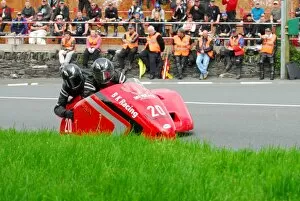 Howard Baker & Mike Killingsworth (Shelbourne Honda) 2013 Sidecar TT