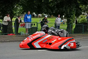 Howard Baker & Mike Killingsworth (Shelbourne Honda) 2014 Sidecar TT