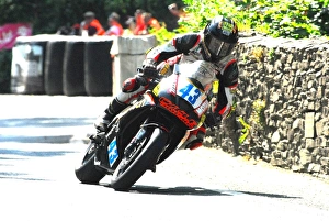 Hudson Kennaugh Gallery: Hudson Kennaugh (Triumph) Supersport 1 TT