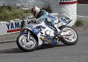 Images Dated 8th July 2022: Iain Duffus (Yamaha) 1993 Supersport 400 TT