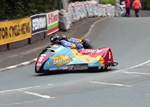 Ian Bell & Neil Carpenter (Bell Yamaha) 1998 Sidecar TT