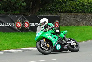 Ian Gardner Collection: Ian Gardner (Kawasaki) Super Twin Manx Grand Prix