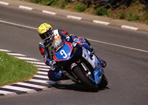 Ian Lougher (Suzuki) 2002 Junior 600 TT