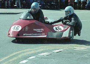 Images Dated 19th August 2020: Ian McDonald & Anthony Kemp (Yamaha) 1981 Sidecar TT