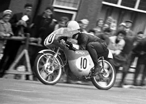 Images Dated 14th March 2017: Ian Plumridge (Honda) 1964 50cc TT