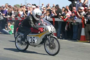 Images Dated 25th April 2022: Ian Plumridge (Honda) 2007 TT Parade Lap