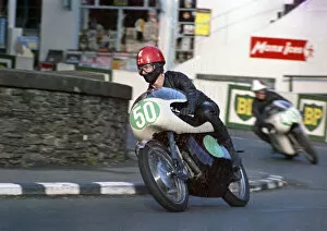 Ian Richards (Greeves) 1967 Lightweight Manx Grand Prix