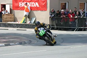 Ian Smith Gallery: Ian Smith (Honda) 2004 Lightweight 400 TT