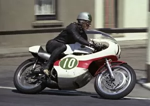 Bill Ivy (250 Yamaha): 1967 Lightweight TT
