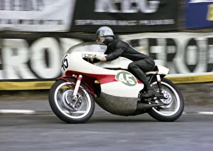 Images Dated 7th January 2022: Bill Ivy (Yamaha) 1965 Lightweight TT
