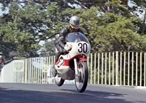 Images Dated 13th April 2021: Bill Ivy (Yamaha) 1965 Ultra Lightweight TT