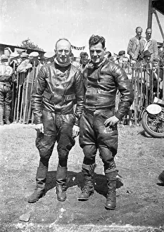 Images Dated 23rd October 2021: Jack Daniels and Monty Lockwood 1948 Clubman TT