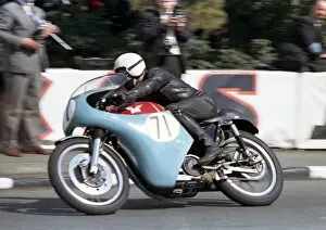 Images Dated 14th January 2018: Jack Saunders (Norton) 1966 Senior TT
