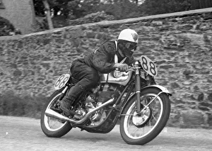 Images Dated 7th January 2021: Jack Thurston (BSA) 1955 Senior Manx Grand Prix