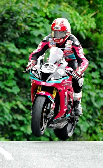 Images Dated 2nd June 2018: James Cowton (Kawasaki) 2018 Senior TT