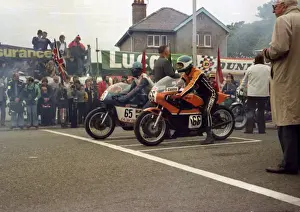 Jan Strijbis (BSA) & Frank Rutter (Yamaha) 1979 Classic TT