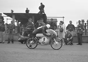 Japans first TT winner; Mitsuo Itoh (Suzuki) 1963 50cc TT
