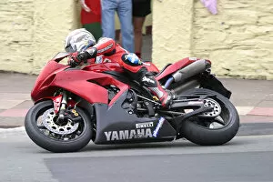 Images Dated 8th June 2004: Jason Griffiths (Yamaha) 2004 Production 1000 TT