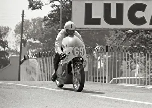 1975 Junior Tt Collection: Jason McEwan (Yamaha) 1975 Junior TT