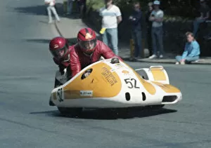 Images Dated 7th October 2020: Jed Tennant & Maria Clarke (Anderson Yamaha) 1985 Sidecar TT
