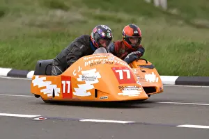 Jef Driesen & Barry Pepperrell (Ireson Honda) 2004 Sidecar TT