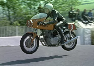 Images Dated 5th July 2020: Jeff Wade (Laverda) 1972 Production TT