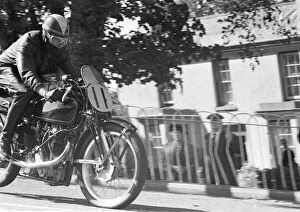 Velocette Collection: Jesse Dolby (Velocette) 1951 Senior Manx Grand Prix