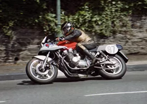 Images Dated 13th January 2022: Jim Anderson (Suzuki) 1982 Classic TT