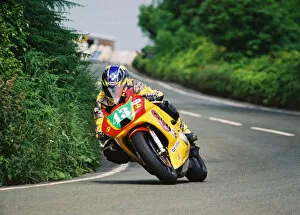 Images Dated 11th August 2018: Jim Hodson (Yamaha) 2004 Lightweight 400 TT