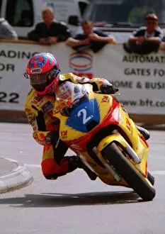 Jim Moodie (V&M Yamaha) 2002 Junior 600 TT
