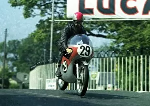 Images Dated 2nd January 2018: Jim Pink (Honda) 1967 Ultra Lightweight TT