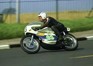 Images Dated 20th November 2017: Jim Scott (Yamaha) 1971 Lightweight Manx Grand Prix